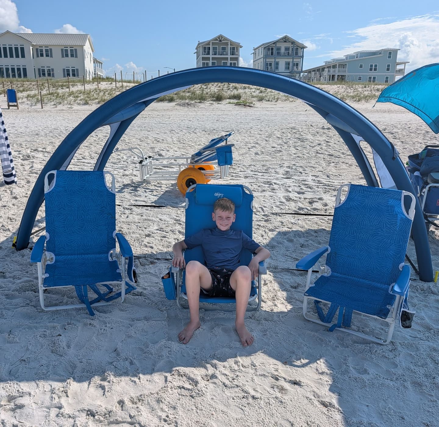 Close view of the Shady Baby air-frame canopy on the sand